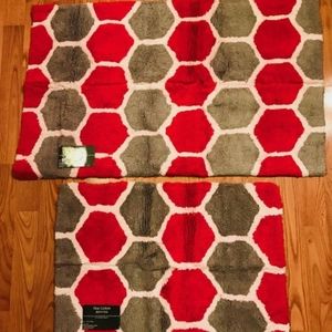 *Brand New* Package of 2 Rugs